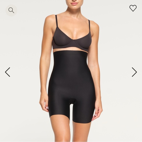 SKIMS NWT HIGH-WAISTED MID THIGH SHORT - Picture 1 of 4